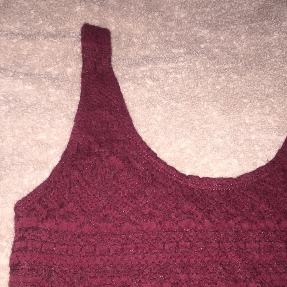crop top - Picture 2 of 3